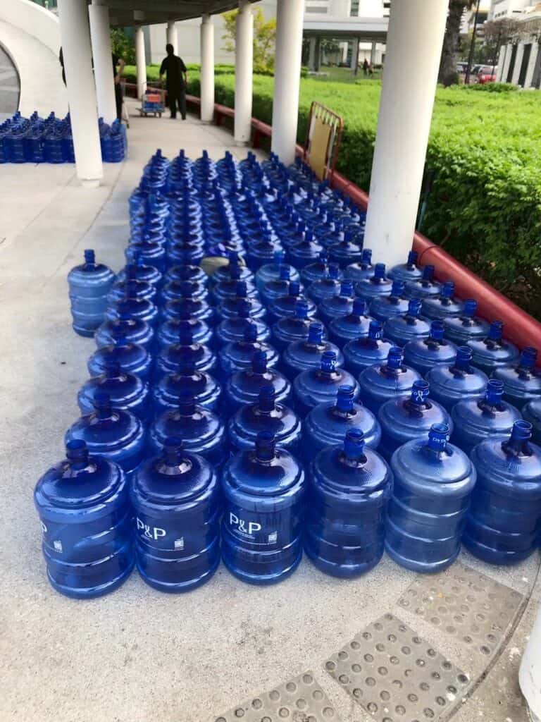 น้ำถัง 18.9 ลิตร